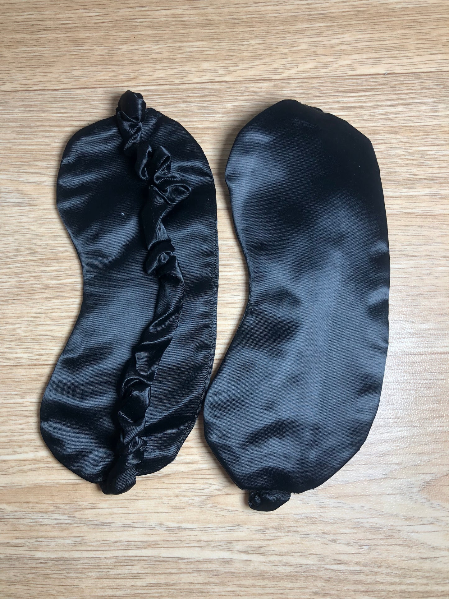 satin deep sleep mask ( one piece only)