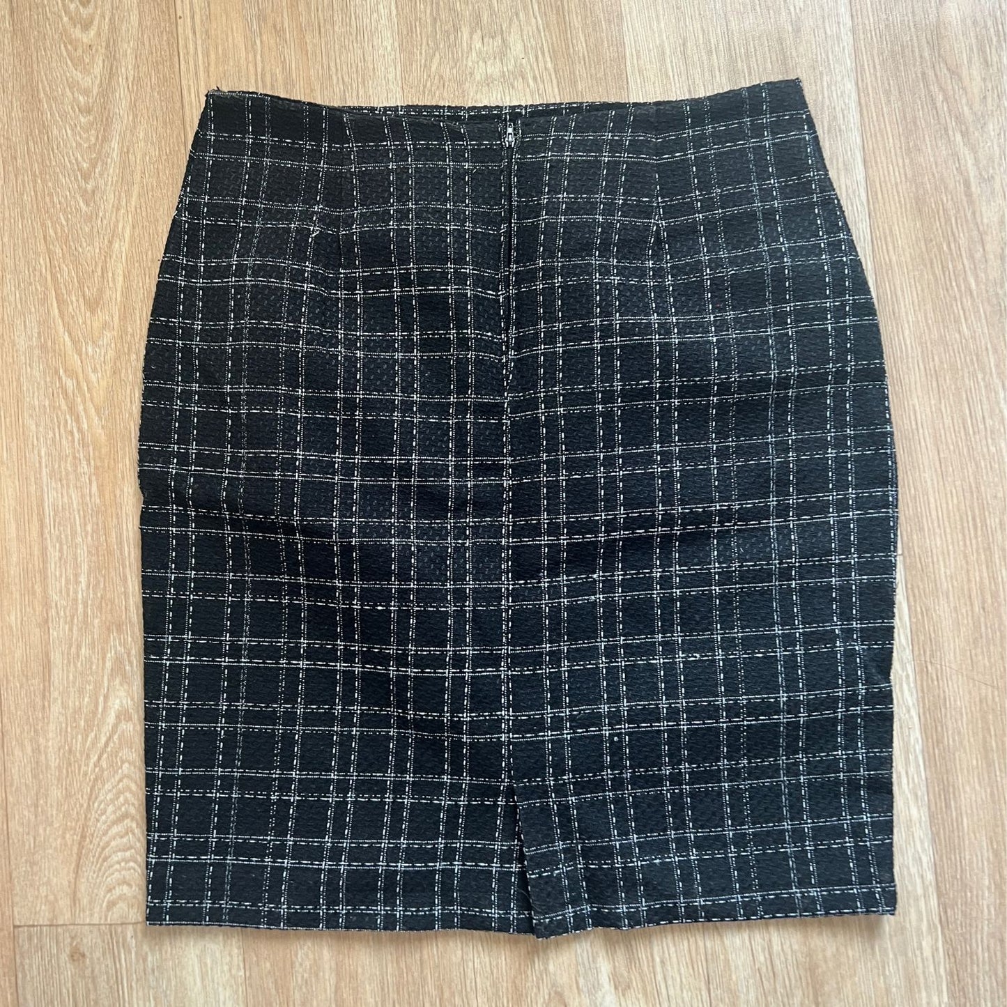 Formal short skirt