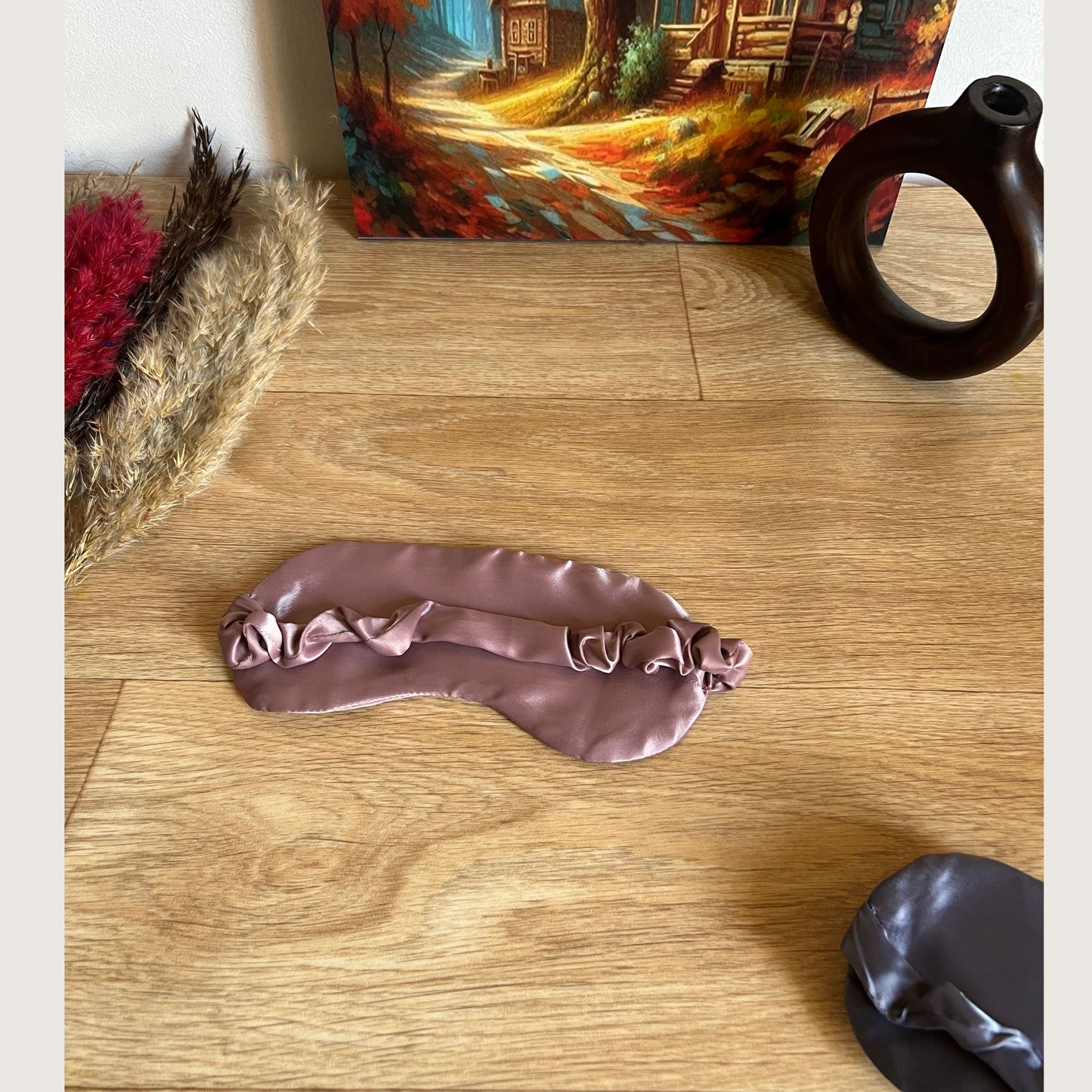 satin deep sleep mask ( one piece only)