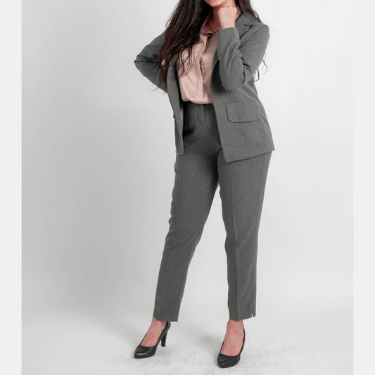 Women’s Linen Suit Set – Tailored Blazer & Trousers for Egyptian Body – Elegant and Comfortable