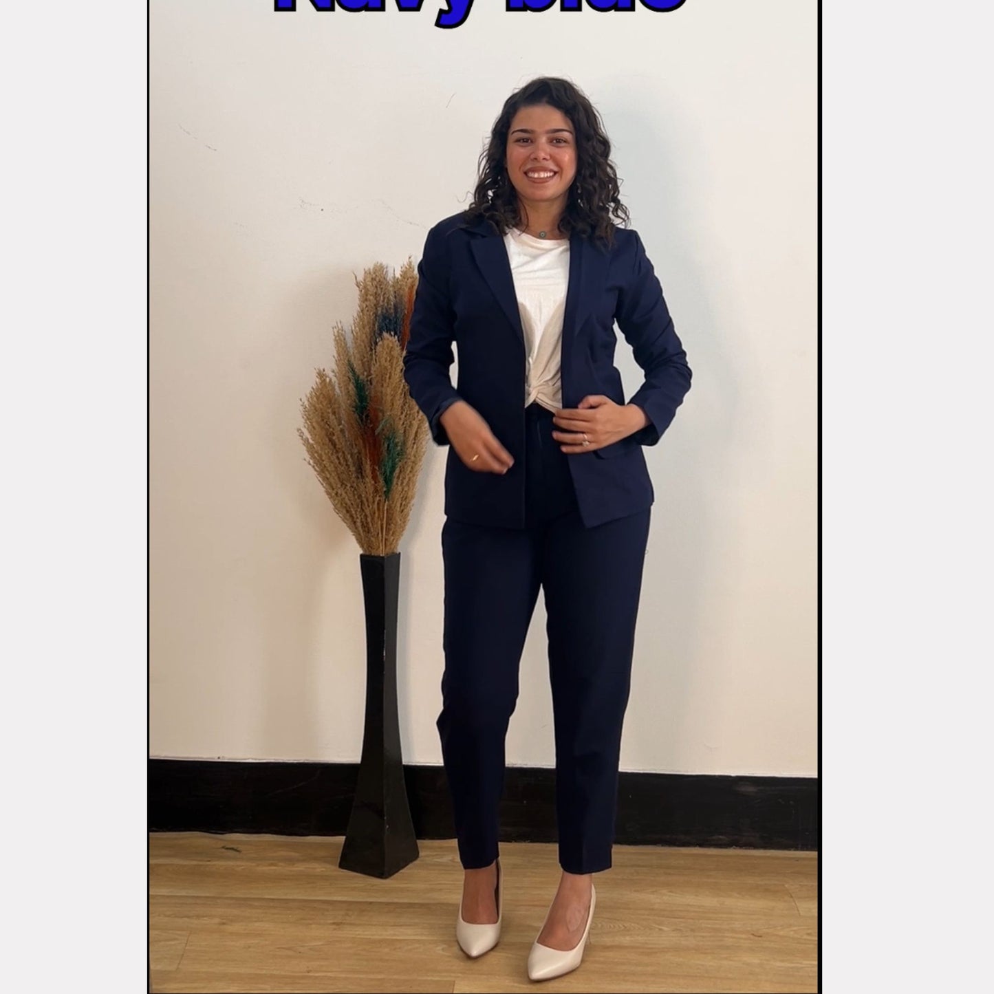Women’s Linen Suit Set – Tailored Blazer & Trousers for Egyptian Body – Elegant and Comfortable