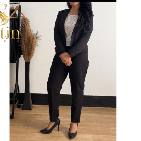 “Women’s Rosaline Formal Suit with Short Blazer – Stylish Lycra Business Outfit”